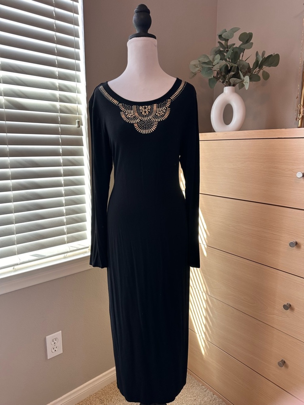Vince Camuto Black Long-Sleeve Maxi Dress with Gold Neck Embellishment